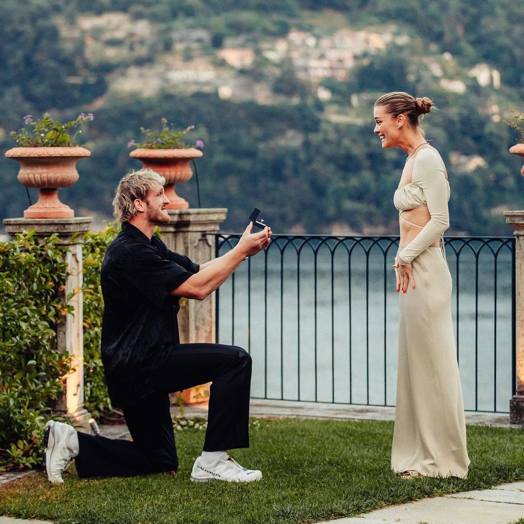 Logan Paul beim Antrag mit seiner Freundin Nina Adgal