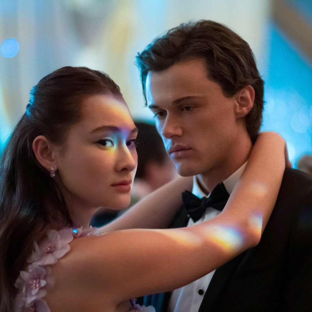 Lola Tung und Christopher Briney in "Der Sommer, als ich schön wurde", Staffel 2