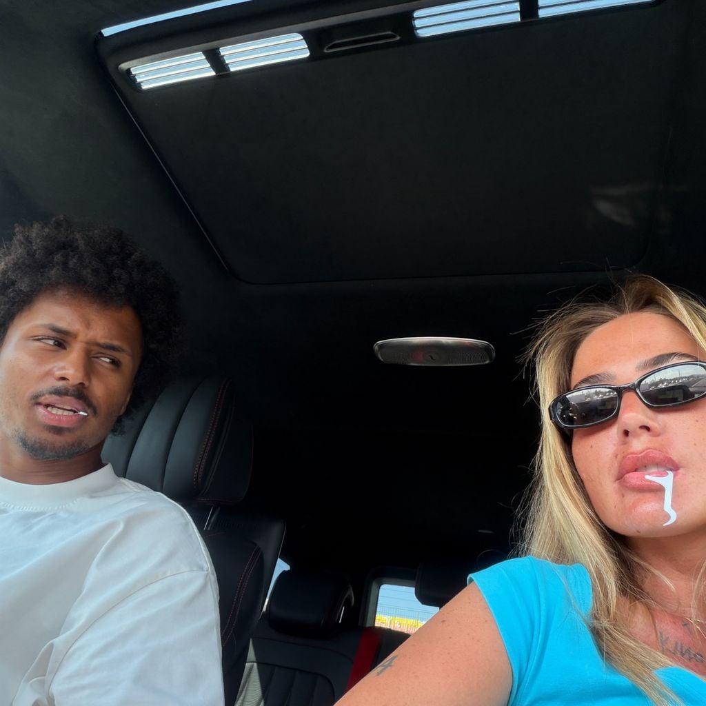 Loredana Zefi und Karim Adeyemi in Barcelona