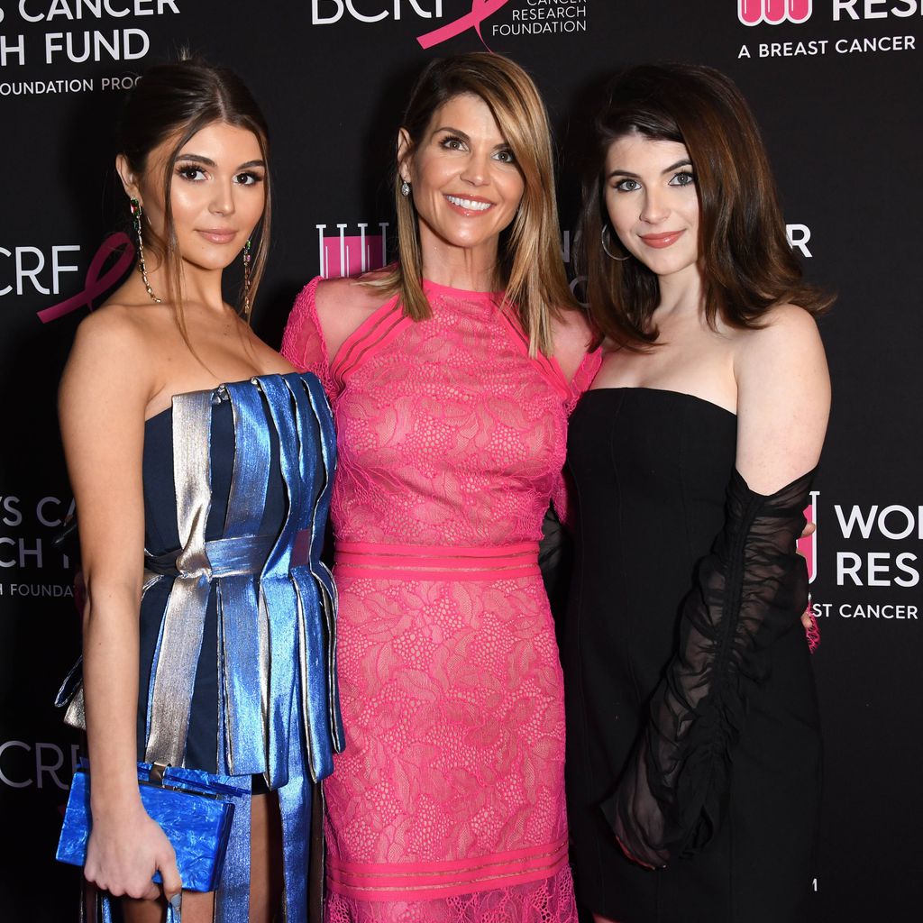 Lori Loughlin mit ihren beiden Töchtern Olivia Jade und Isabella Rose im Februar 2019