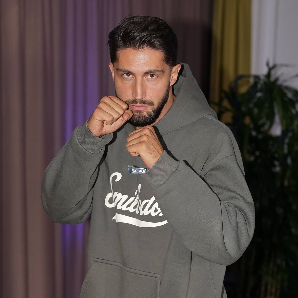 Lorik Bunjaku bei der Pressekonferenz zu Fame Fighting 2026 im Atlantic Hotel Essen
