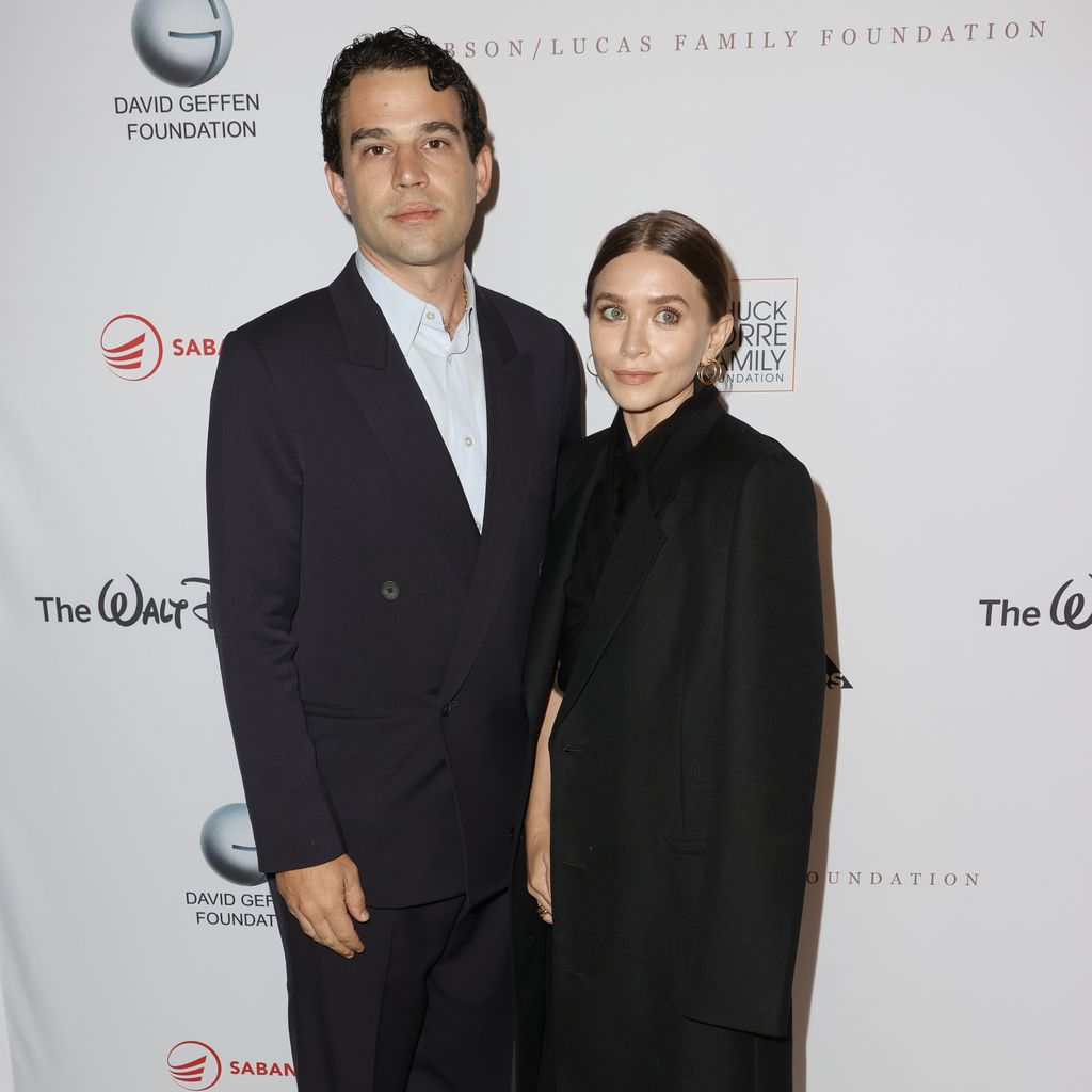 Louis Eisner und Ashley Olsen im September 2021