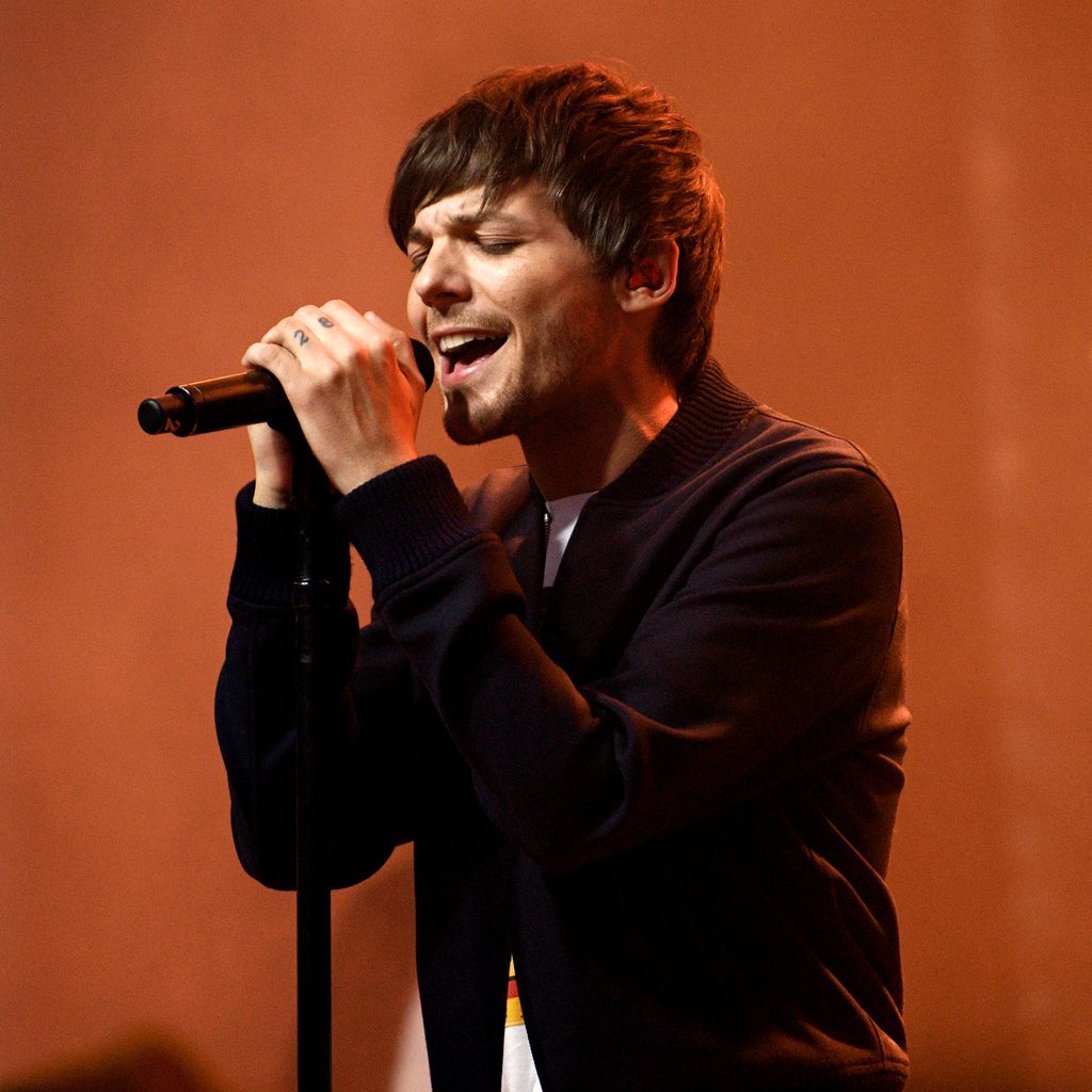 Louis Tomlinson, Sänger