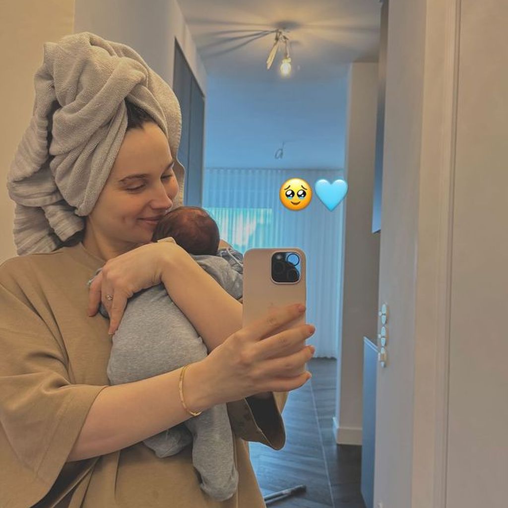 Louisa Jindaoui mit ihrem Sohn Nidal