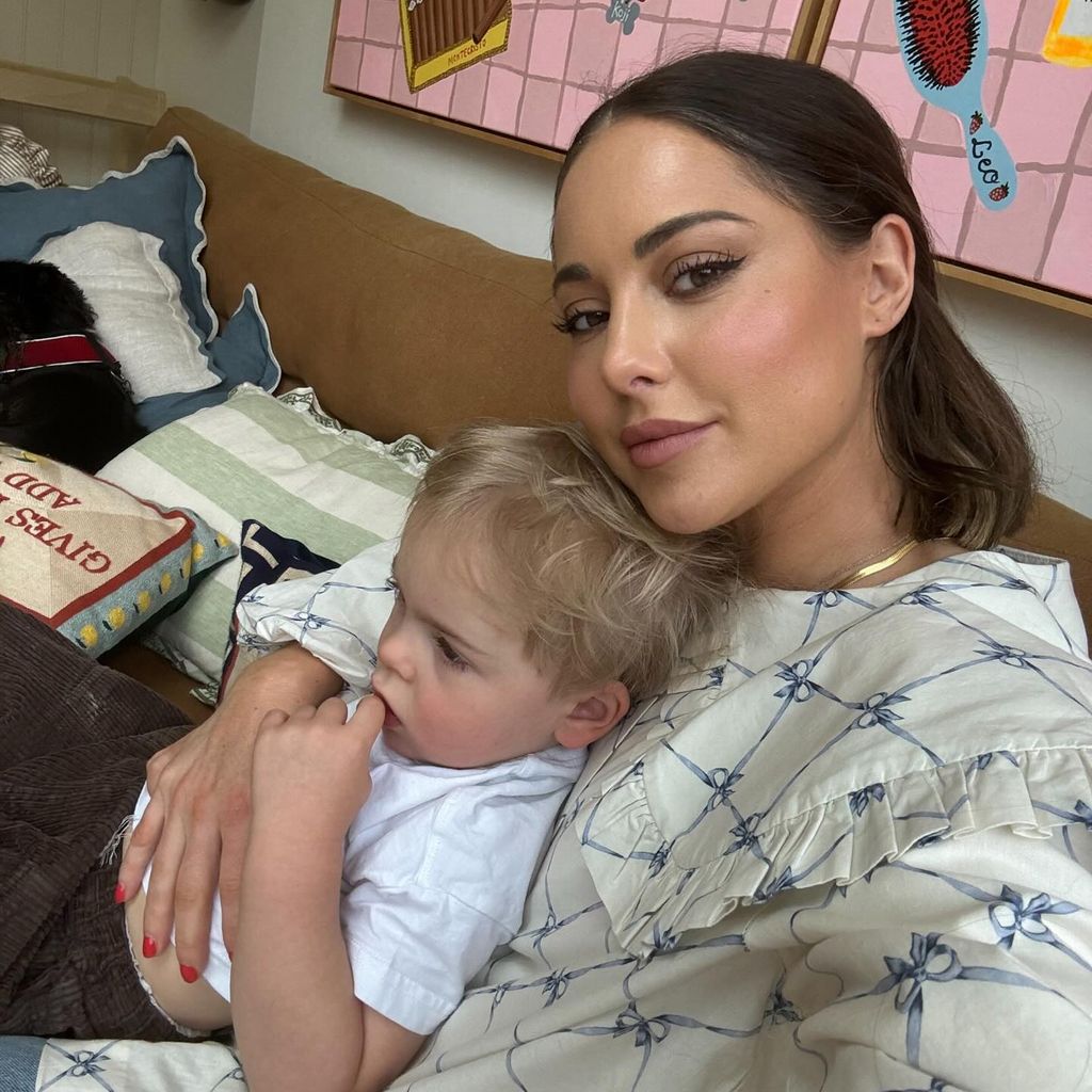Louise Thompson und ihr Sohn Leo