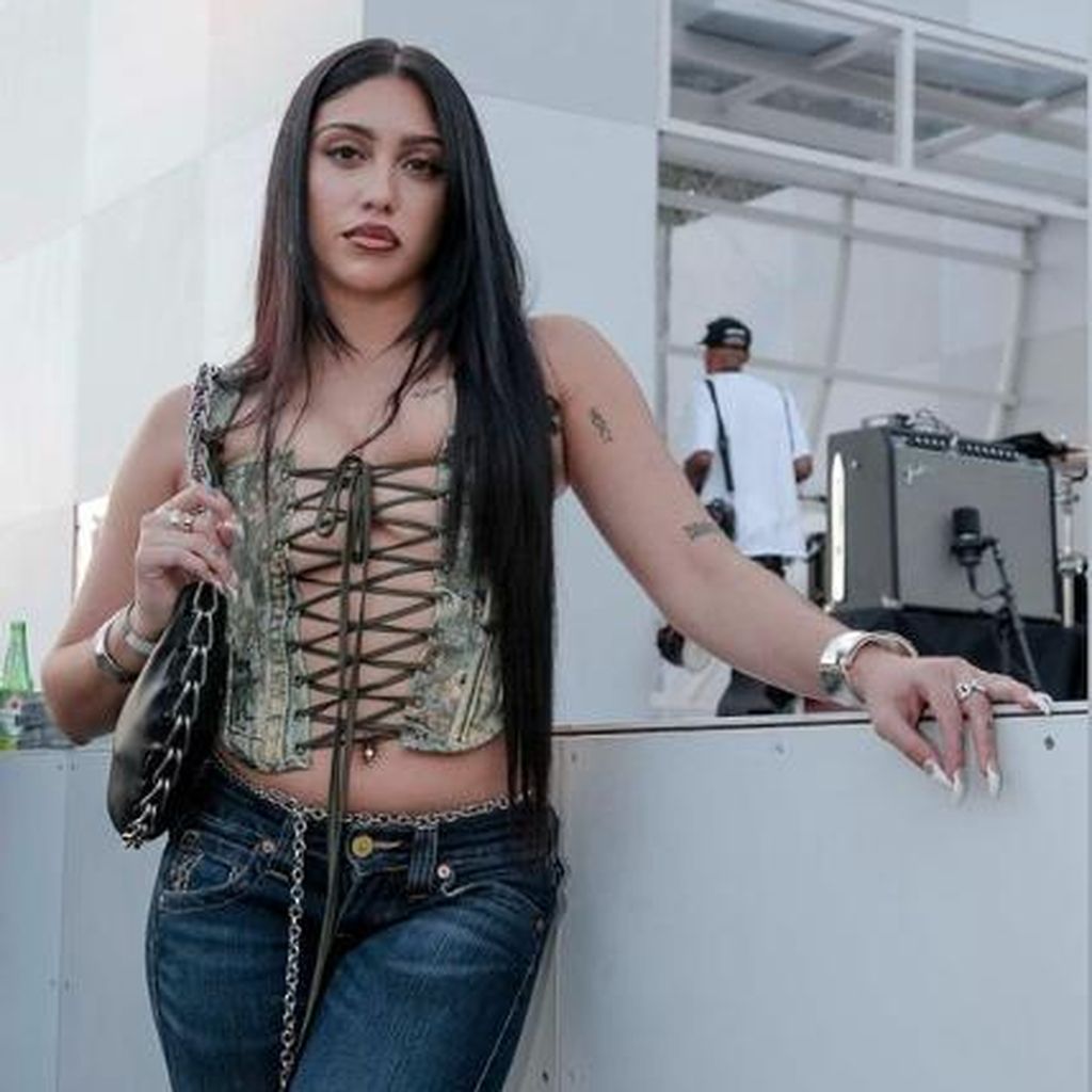 Lourdes Leon