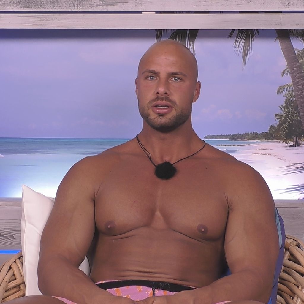 Derryl, "Love Island"-Kandidat
