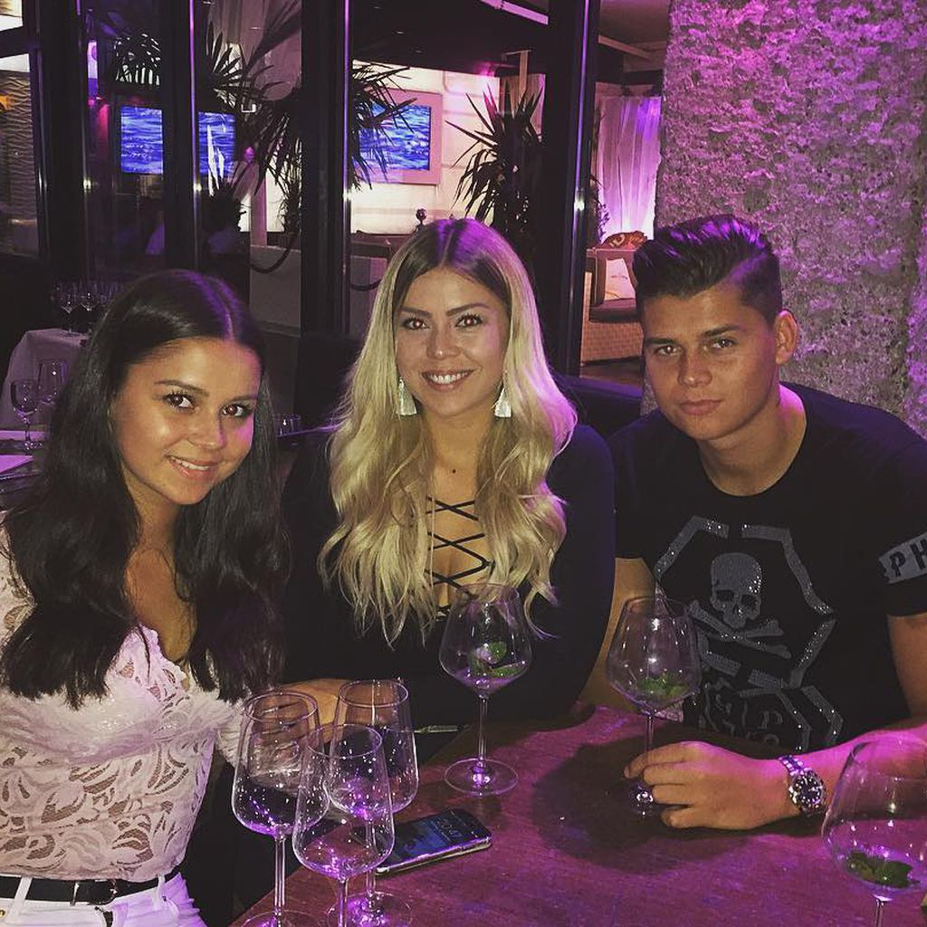 "Love Island"-Robin mit seinen Schwestern Alisa und Janina
