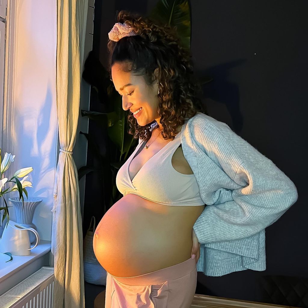 Lovelyn Enebechi im Februar 2022