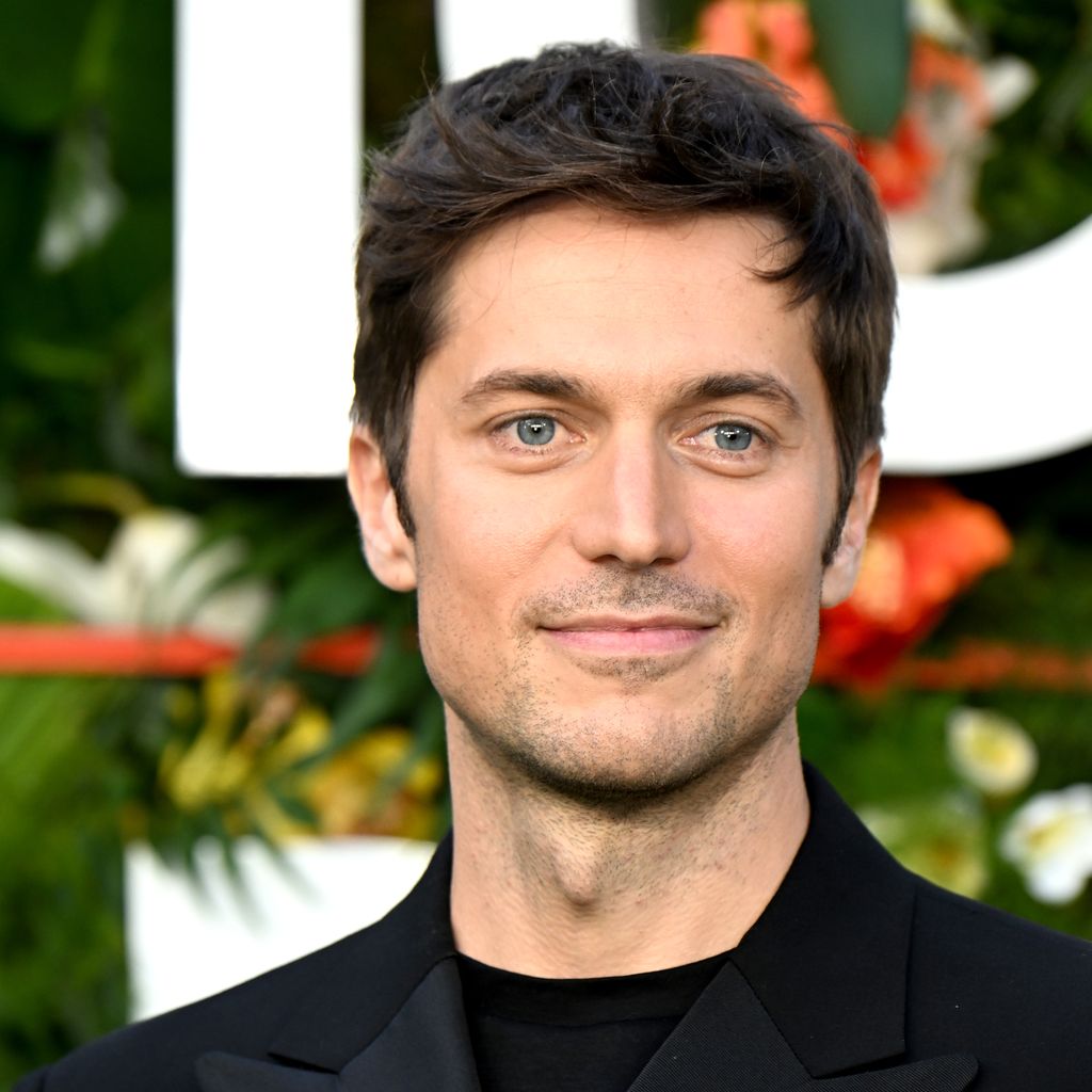Lucas Bravo, Schauspieler