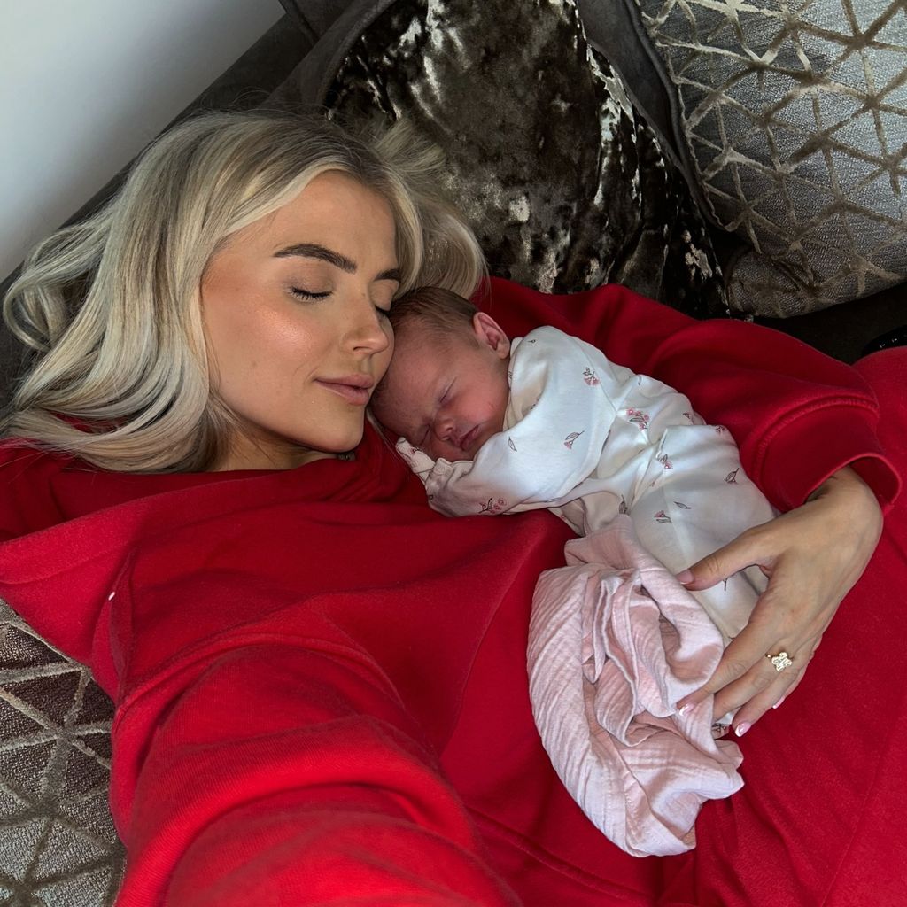 Lucy Fallon und ihre Tochter Nancy Margaret Ledson