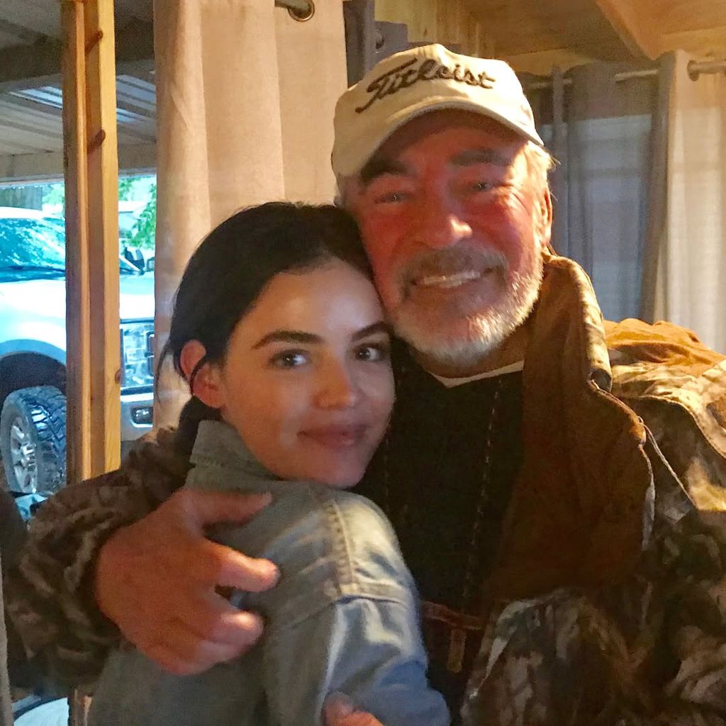 Lucy Hale mit ihrem Papa