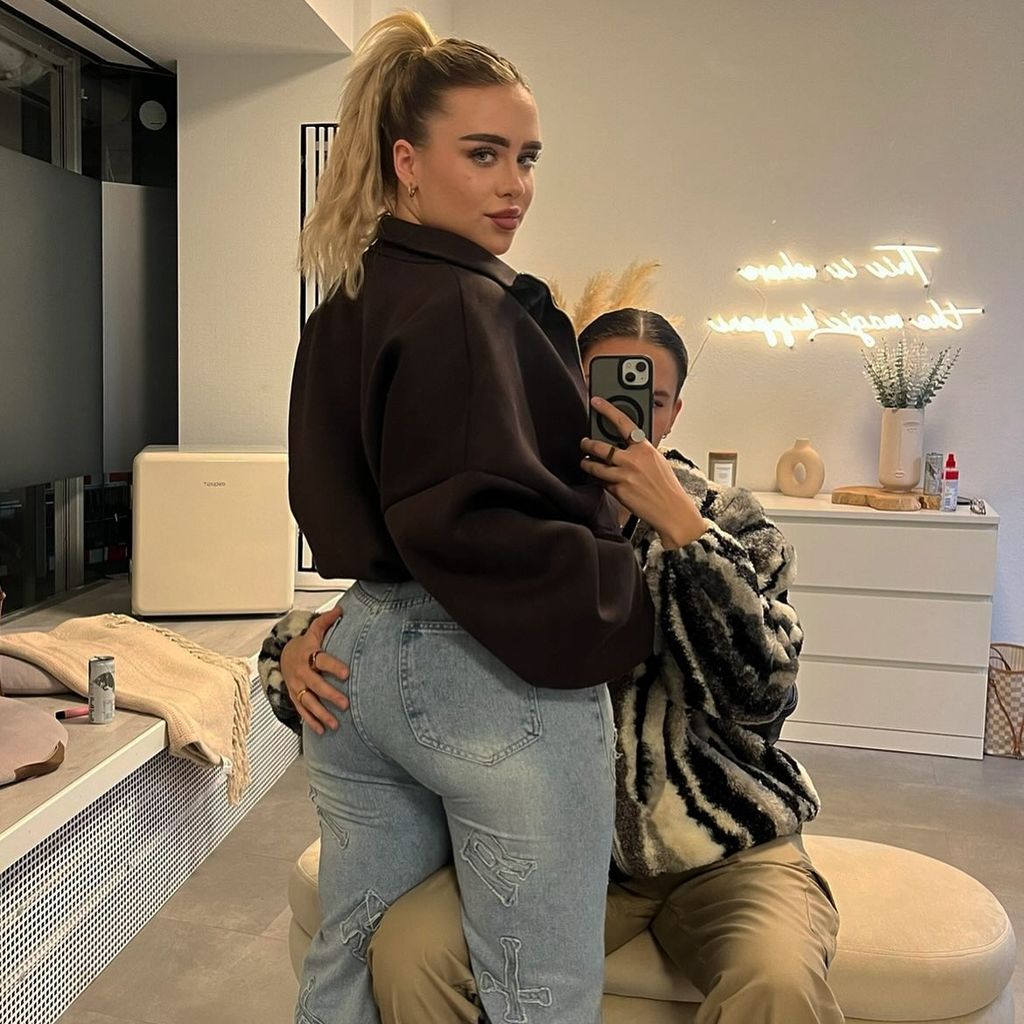 Realitystar Luisa Früh mit ihrer neuen Partnerin