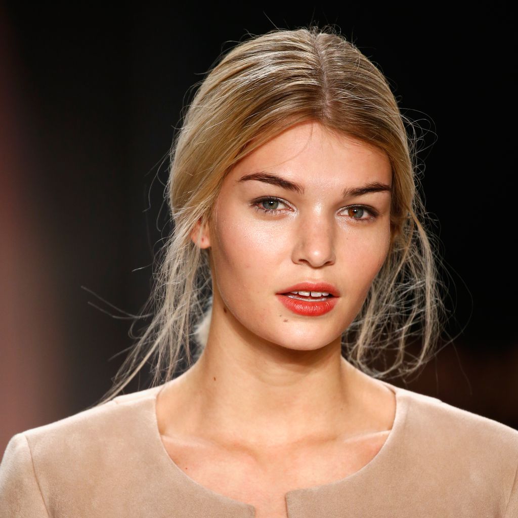 Luisa Hartema bei der Berlin Fashion Week