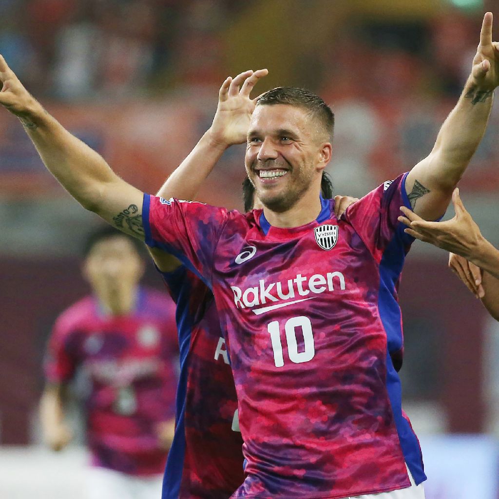 Lukas Podolski, Fußballprofi