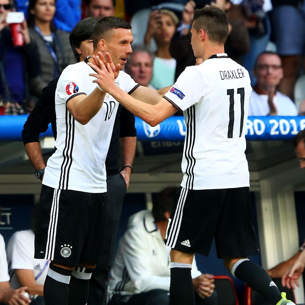 Lukas Podolski (l.) und Julian Draxler (r.) bei der Fußball-Europameisterschaft 2016 in Frankreich