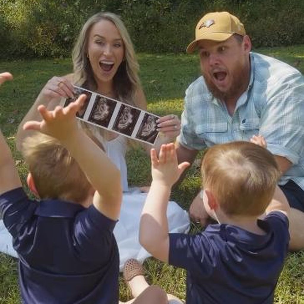 Luke Combs und seine Frau Nicole mit ihren gemeinsamen Kindern