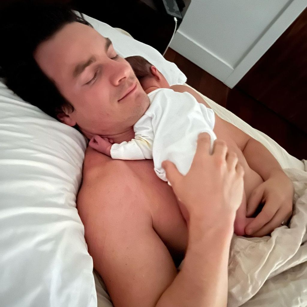 Luke Cook mit seinem Sohn