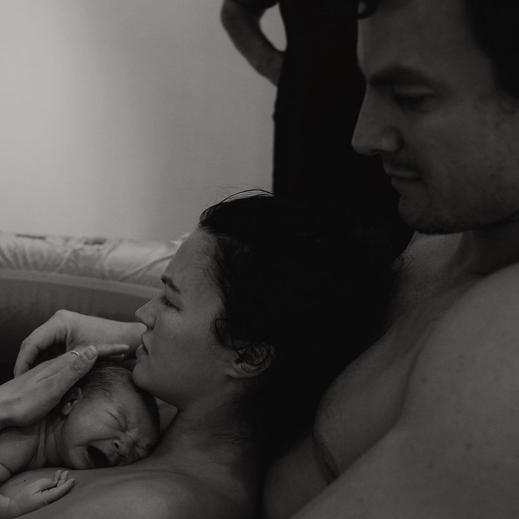 Luke Cook und seine Frau Kara mit ihrem Baby