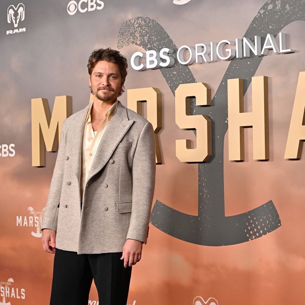Luke Grimes bei der Los-Angeles-Premiere von CBS' "Marshals"
