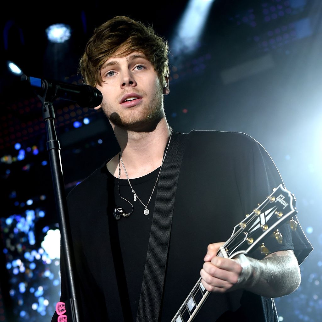 Luke Hemmings, 5 Seconds of Summer