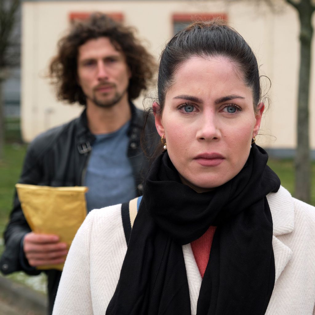 Luke (Jakob Graf) und Sina (Valea Scalabrino) bei "Unter uns"