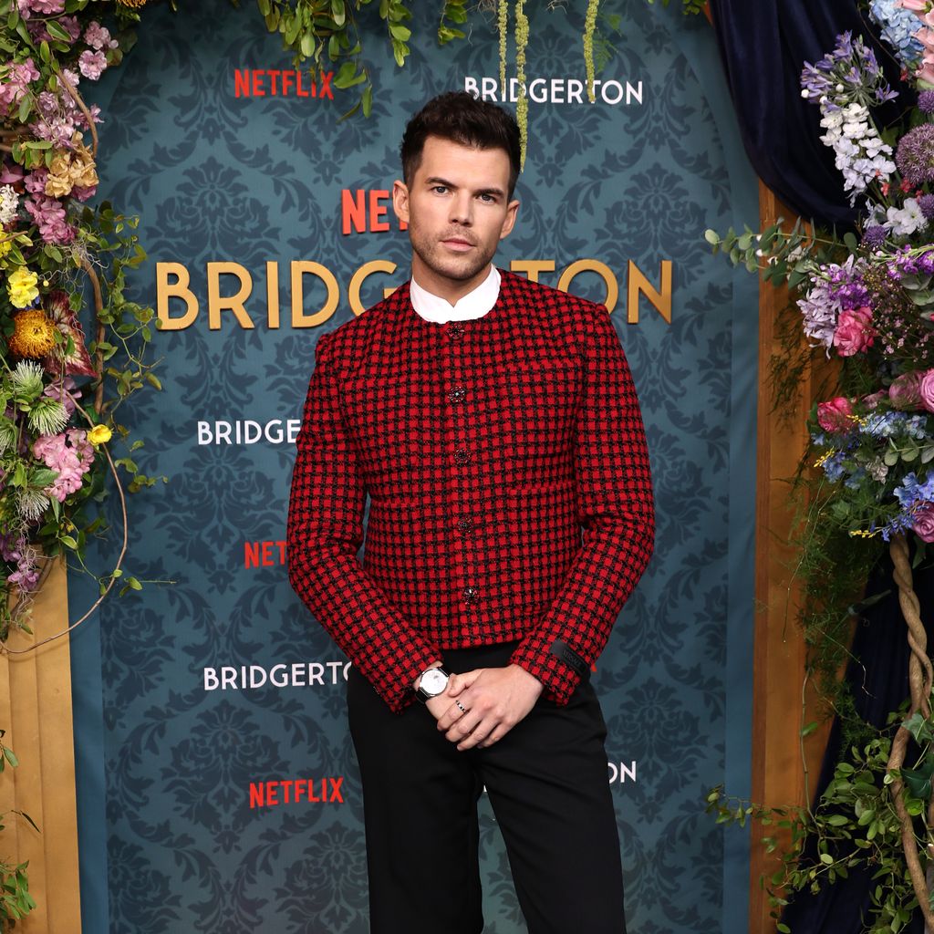 Luke Newton bei der Premiere von "Bridgerton" 2024
