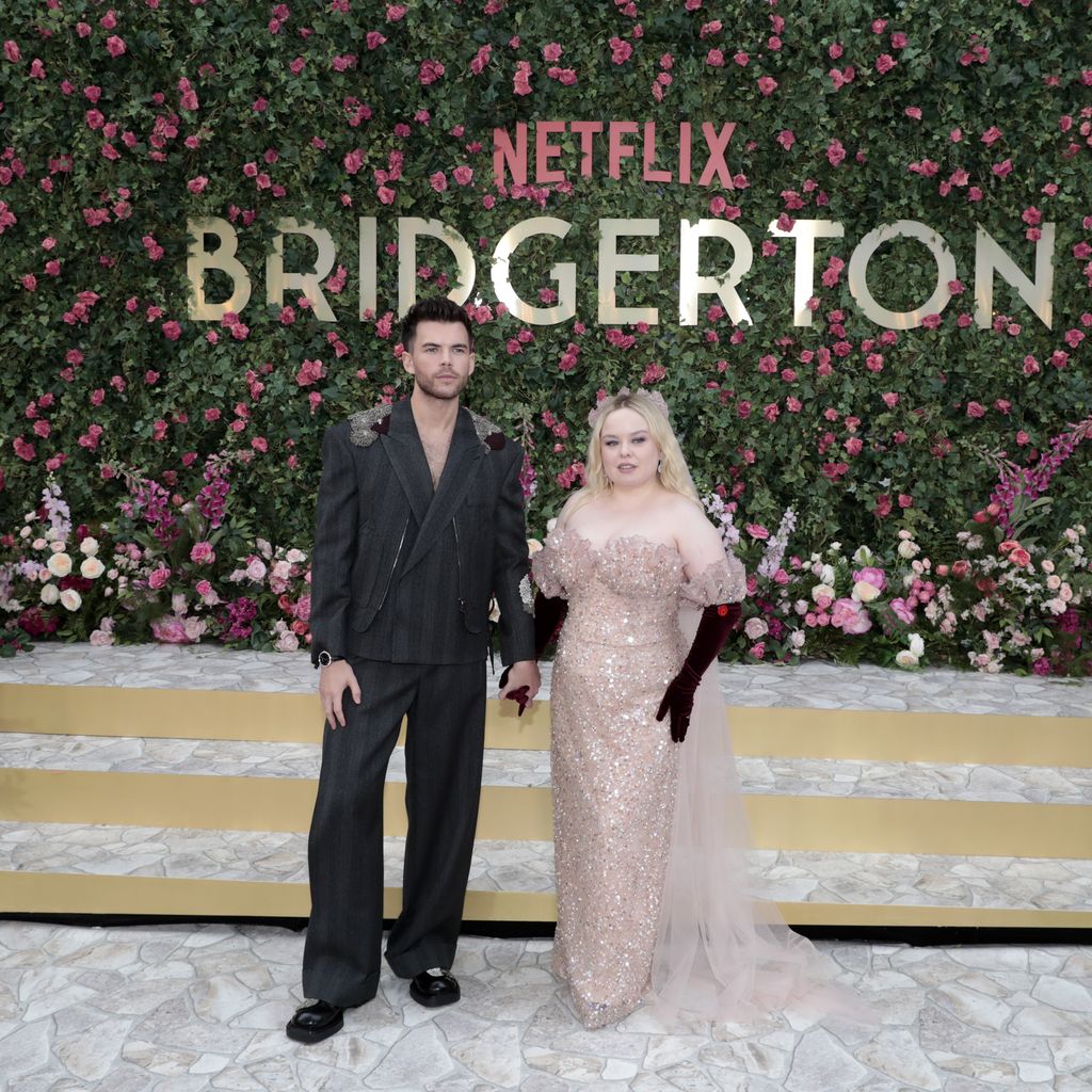 "Bridgerton"-Stars Luke Newton und Nicola Coughlan