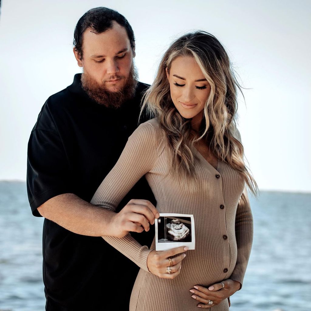 Luke und Nicole Combs im Januar 2022