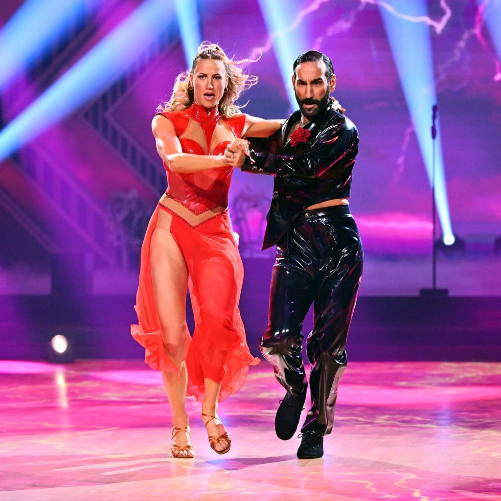 Lulu Lewe und Massimo Sinató bei "Let's Dance"