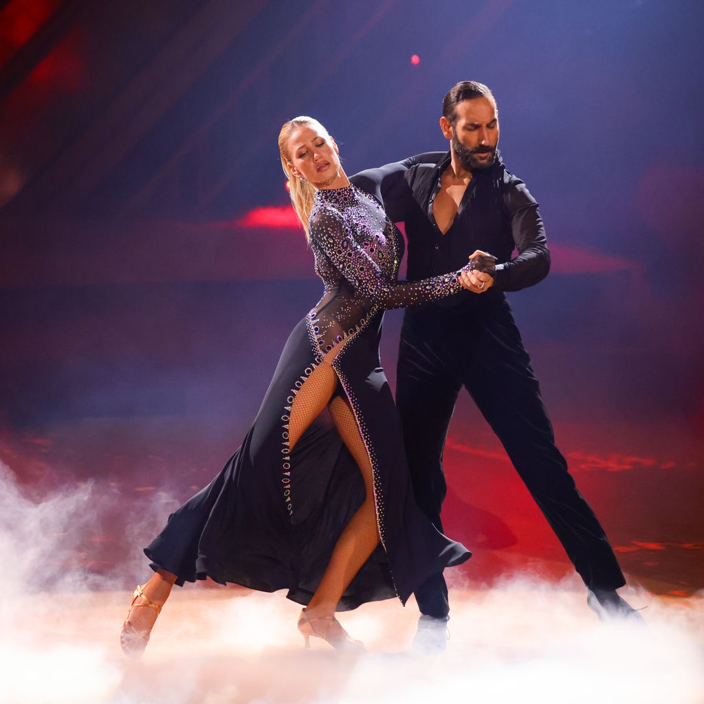 Lulu Lewe und Massimo Sinató bei "Let's Dance"