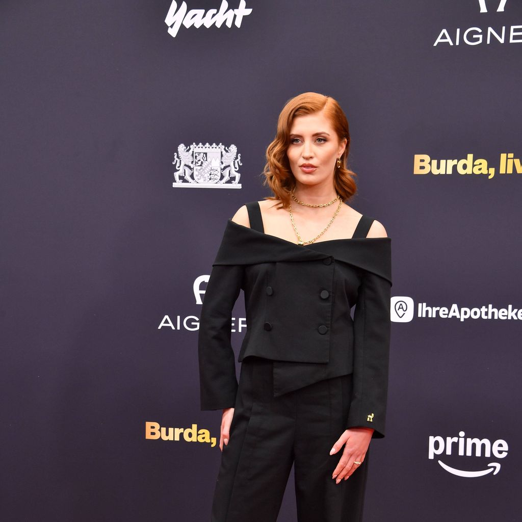 Luna Schweiger, November 2025