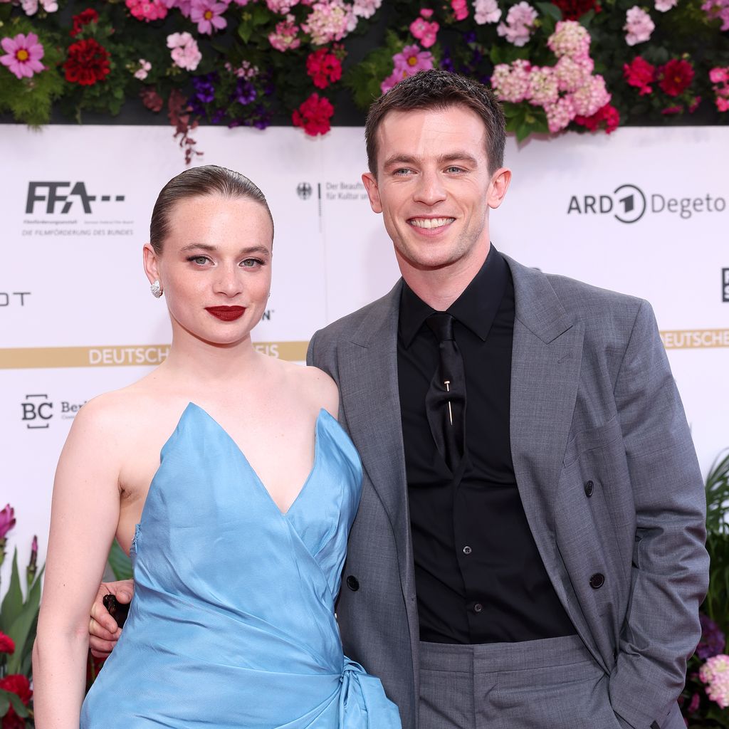 Luna Wedler und Jannis Niewöhner bei der 76. Verleihung des Deutschen Filmpreises im Palais am Funkturm, Berlin