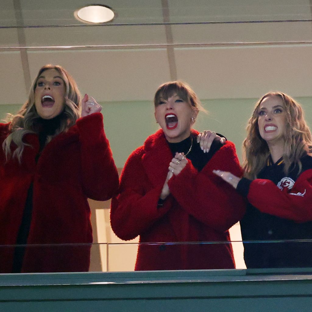 Lyndsay Bell, Taylor Swift und Brittany Mahomes, Dezember 2023