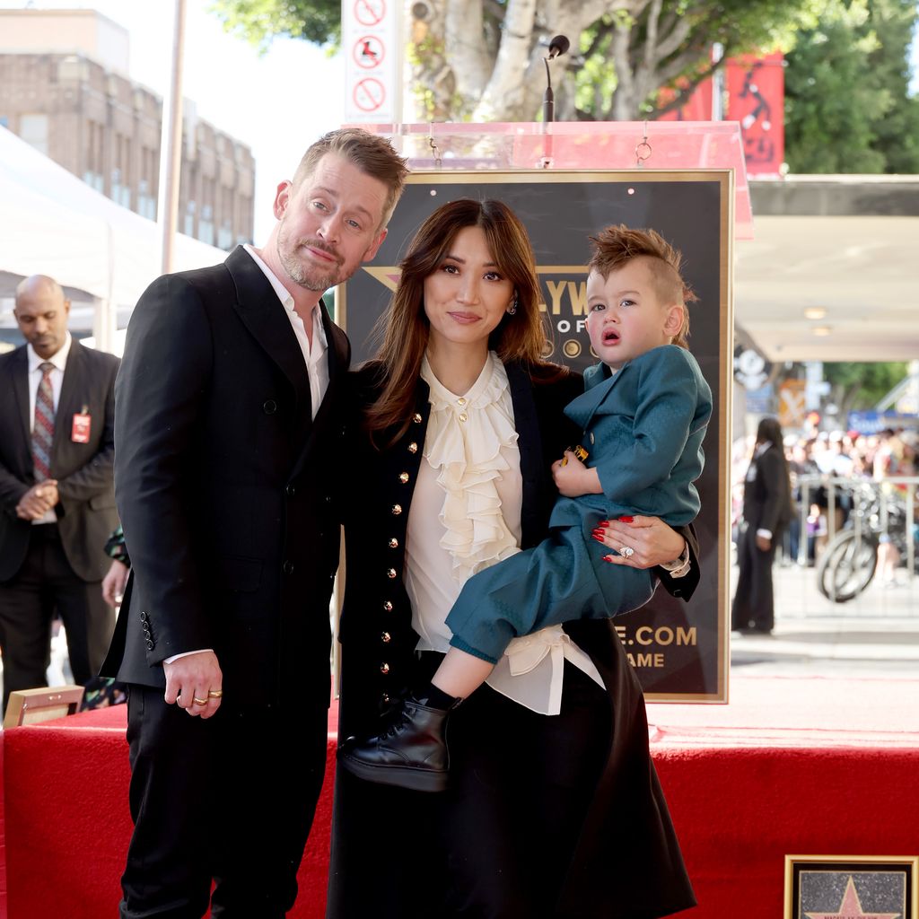Macaulay Culkin, Schauspieler, mit seiner Familie