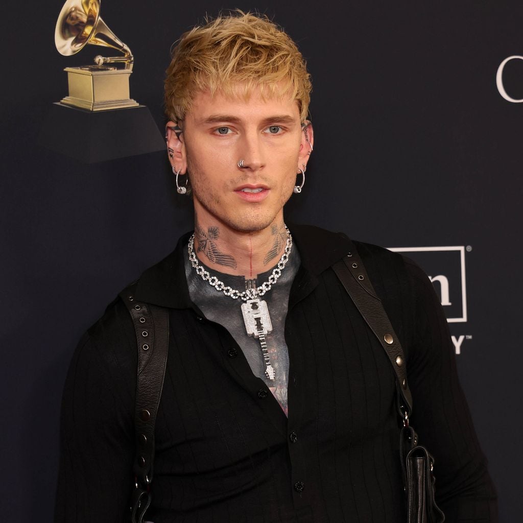 Machine Gun Kelly bei der Pre-GRAMMY Gala in Los Angeles, die Avery Lipman und Monte Lipman ehrt