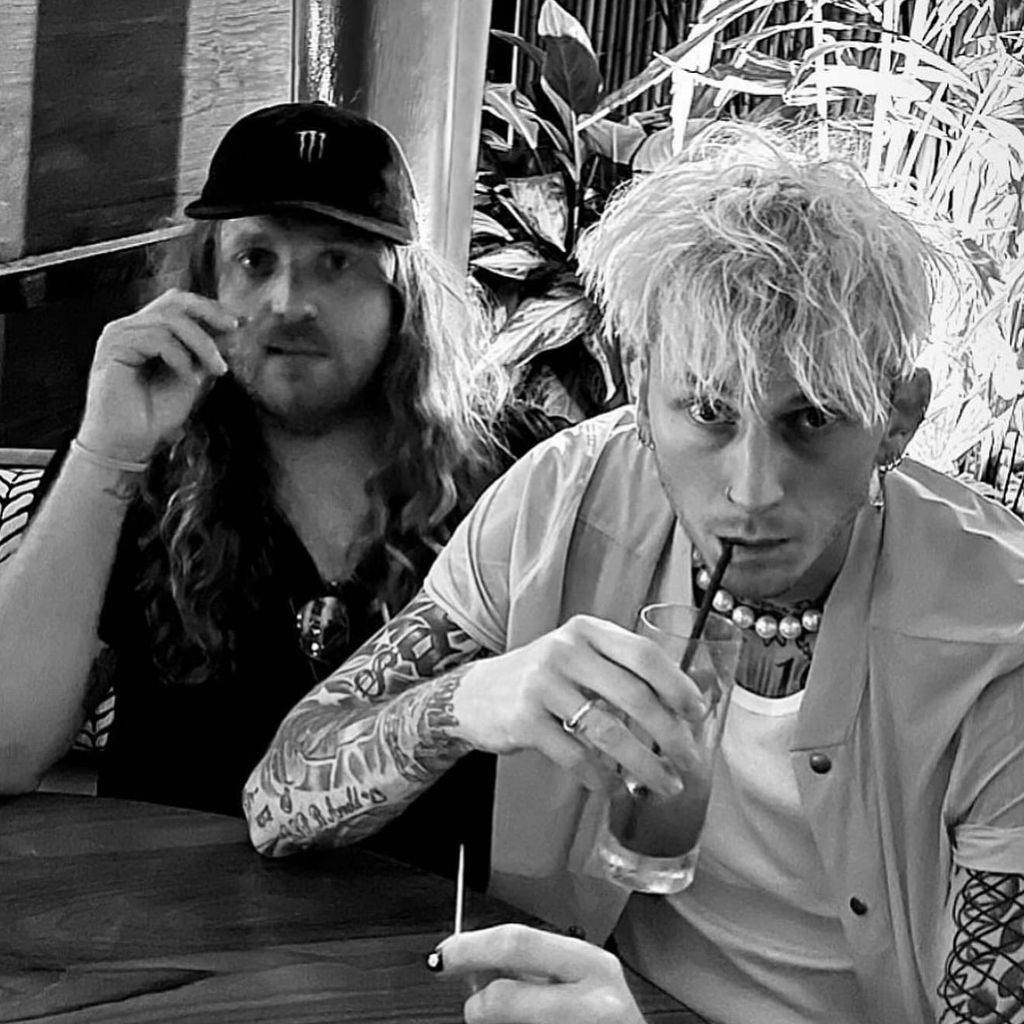Machine Gun Kelly und Luke Trembath