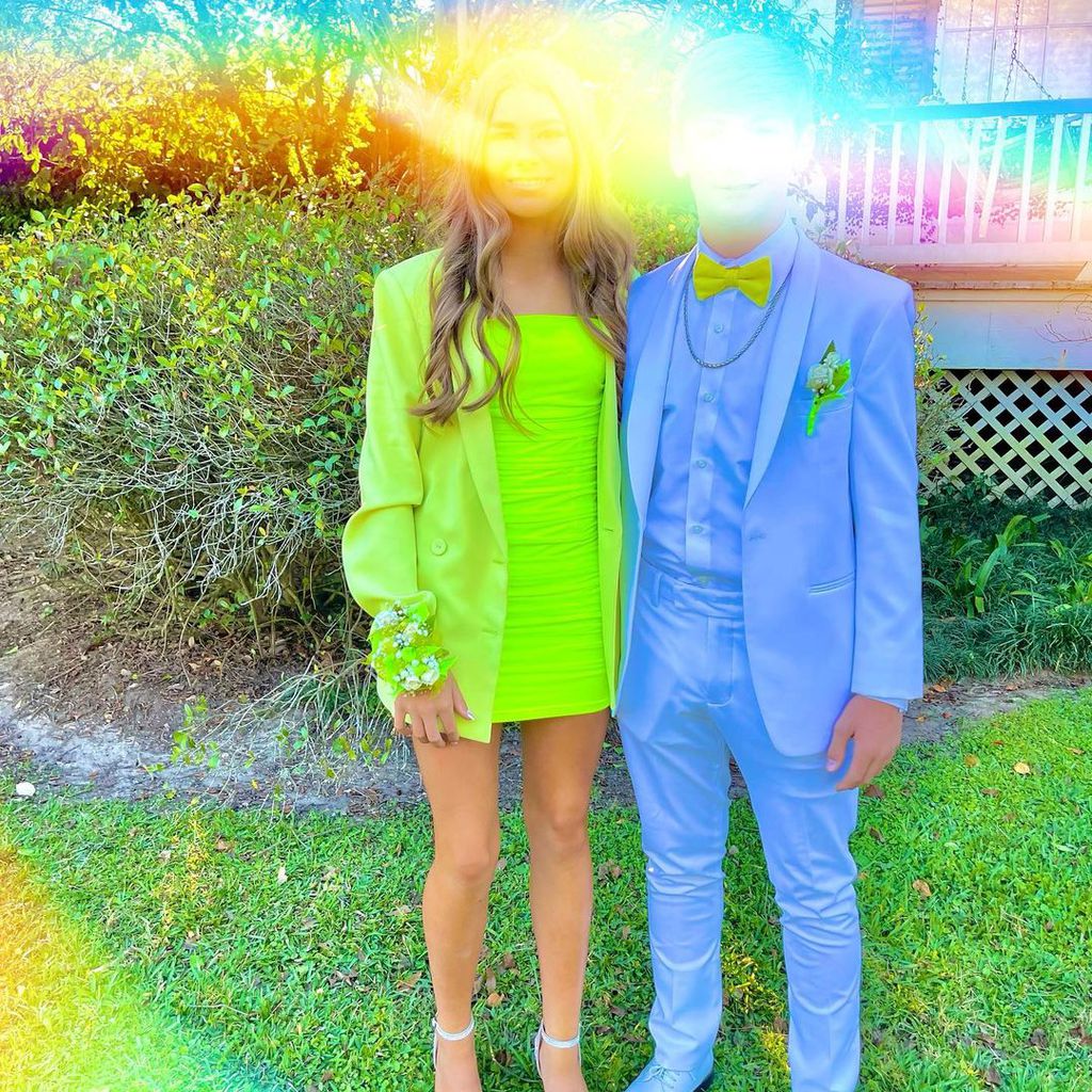 Maddie Briann Aldridge und ihr Homecoming-Date, Oktober 2021