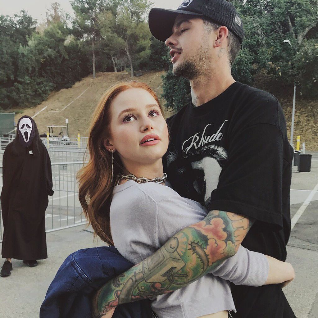 Madelaine Petsch und Travis Mills 2019