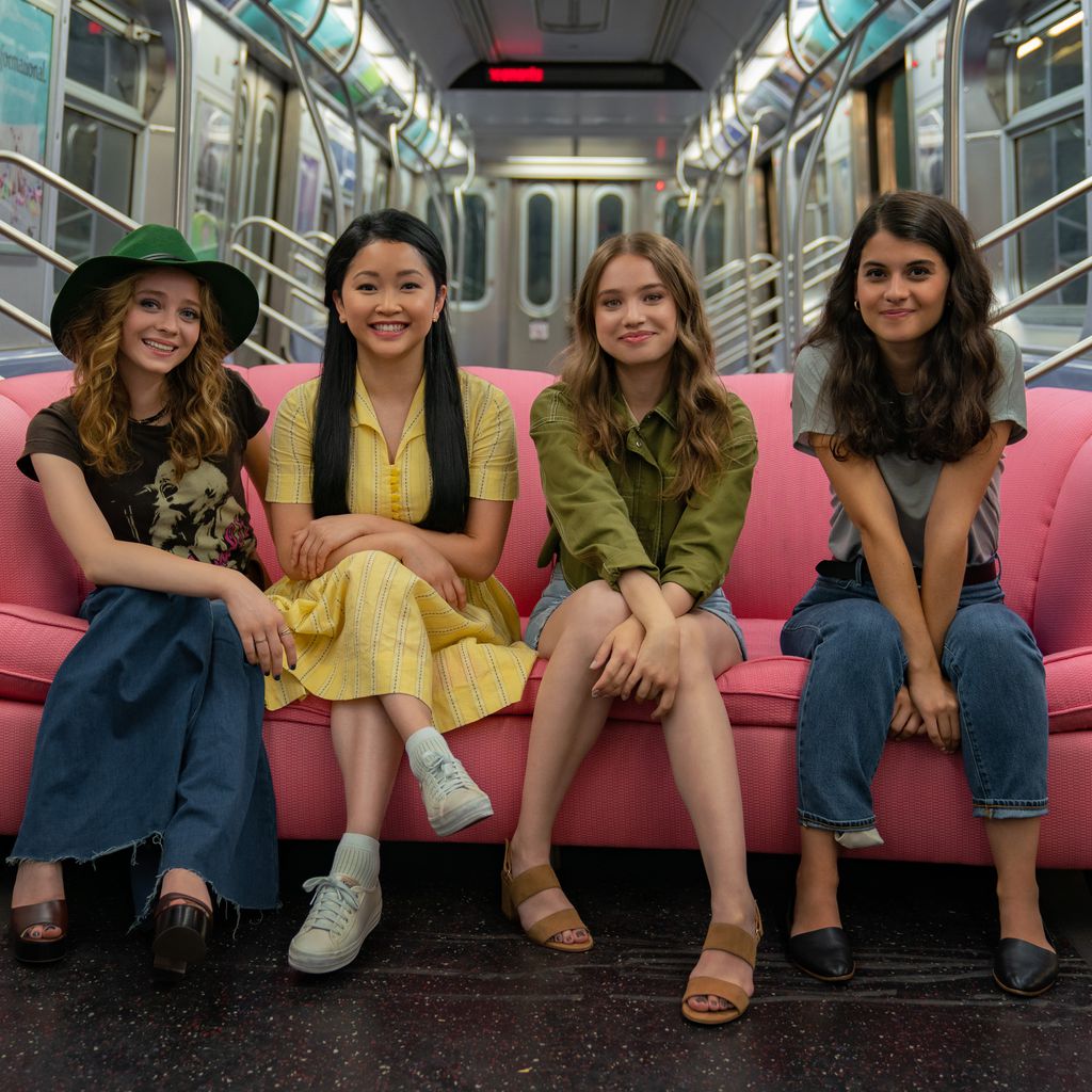 Madeleine Arthur, Lana Condor, Emilija Baranac und Sofia Black-D'elia in "To All the Boys: Always an