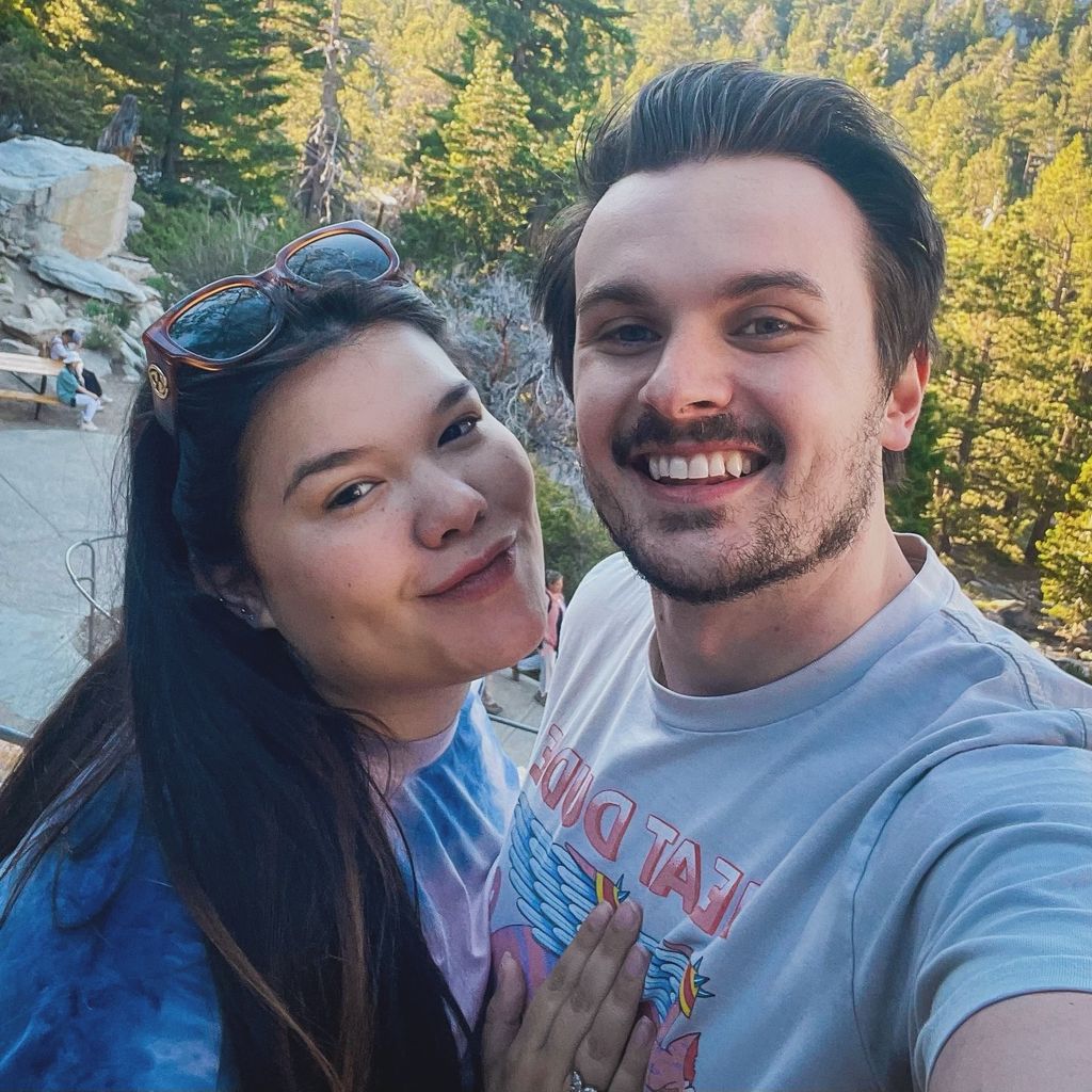 Madison De La Garza, Schauspielerin, mit ihrem Partner