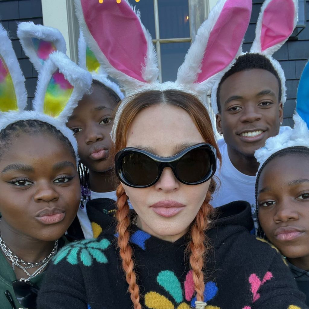 Madonna mit ihren Kids im April 2023