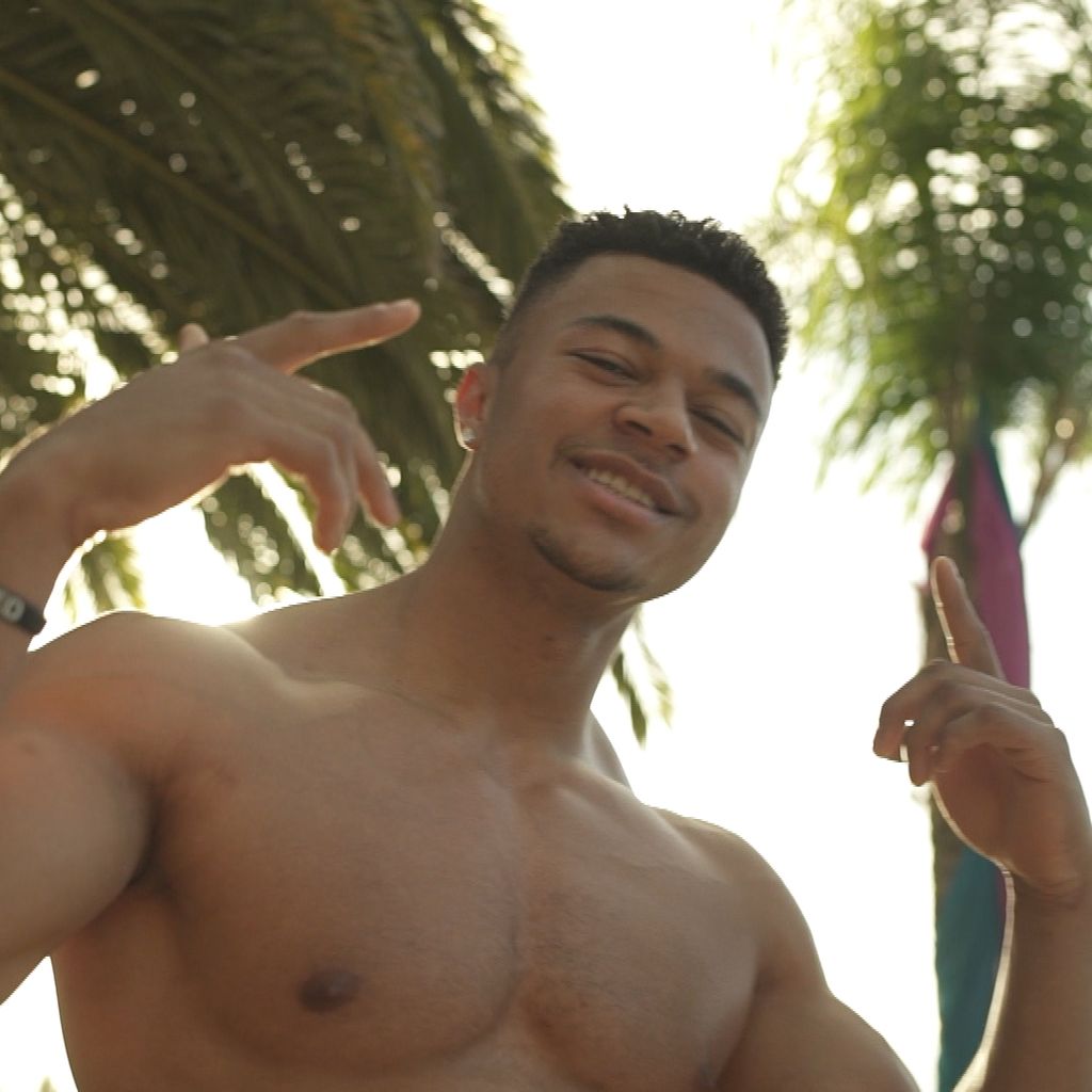 Mahdi bei "Love Island"