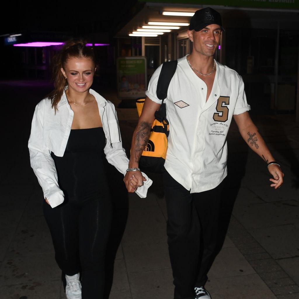 Maisie Smith mit ihrem Freund Max George im Oktober 2022