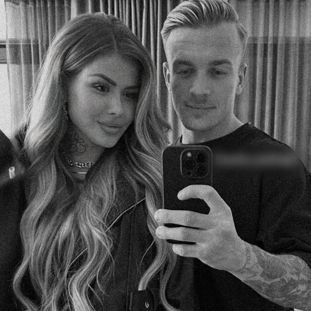 "Make Love, Fake Love"-Xander mit Lilly