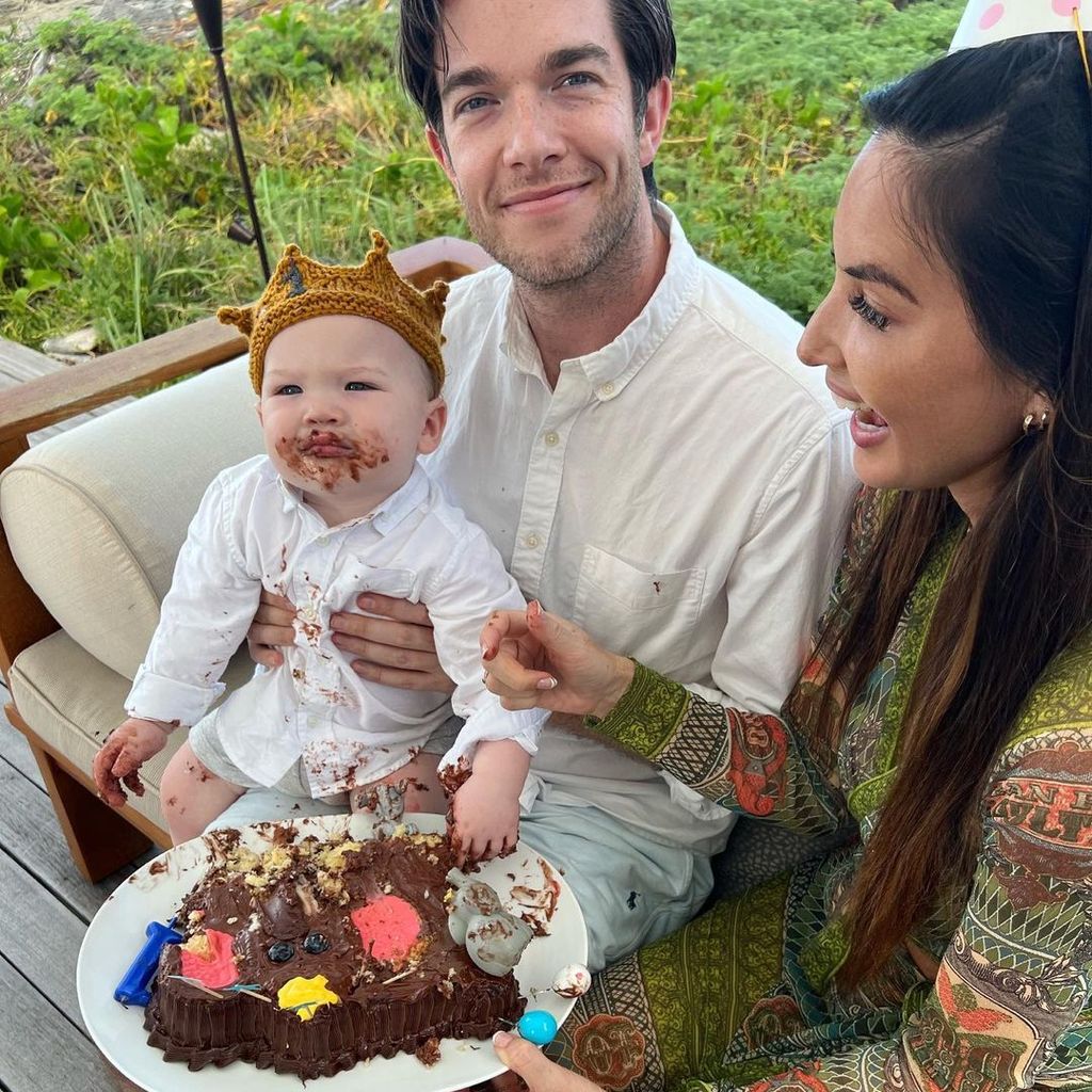Malcolm Hiệp, John Mulaney und Olivia Munn