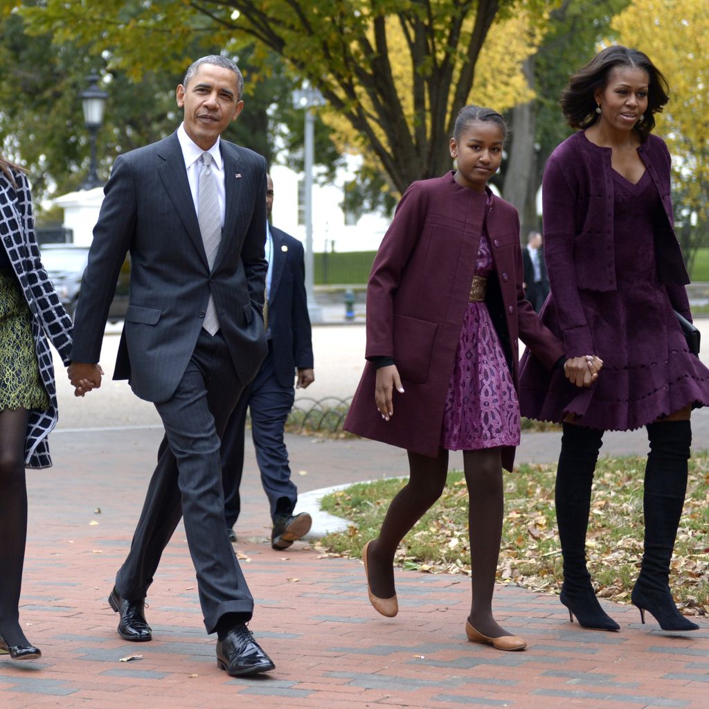 Malia Obama, Barack Obama, Sasha Obama und Michelle Obama, Oktober 2013