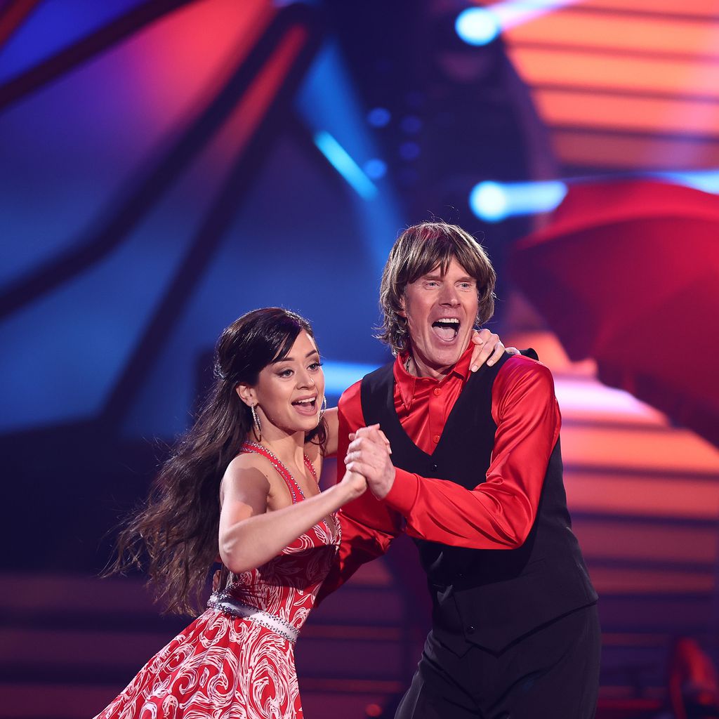 Malika Dzumaev und Mickie Krause bei "Let's Dance"