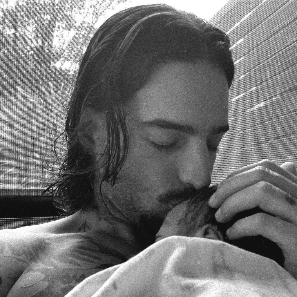 Maluma mit seiner Tochter