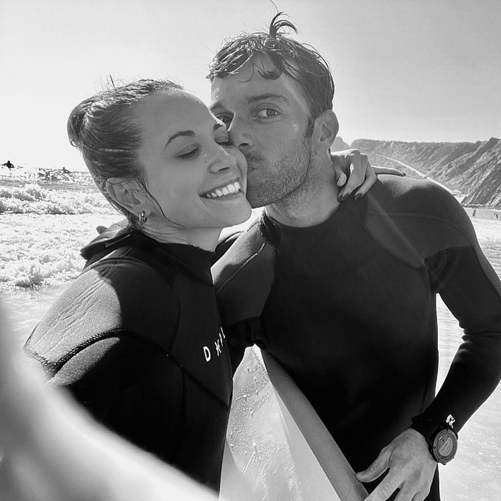 Mandy Capristo mit ihrem Freund in Portugal
